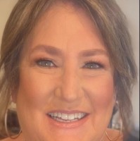 Stephanie Cusack
