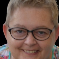 Nelly Peeters