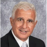 Domenick Maglio, PhD  Traditional Realist