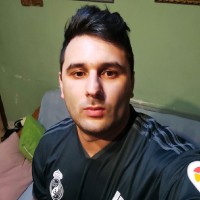Nayim Loubnan Gomez