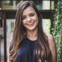 Victória Schroeder