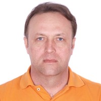Александр Кирсанов