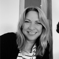 Nicki Bourton