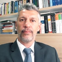 Adriano Ávila