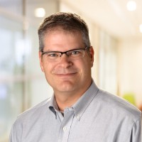 Steve Tauer