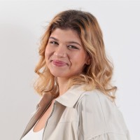 Maria Eduarda Camargo
