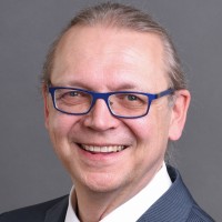 Dr. Peter Sänger-Valasek