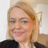 Sherry Baker, Ajp (Gia)