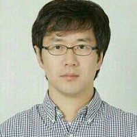 박건욱