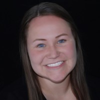 Hallie Brink, Mba