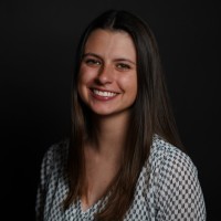 Amy Decola, Eit