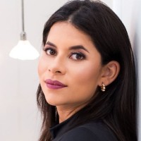 Valéria França