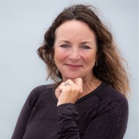 Katherine Bain