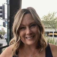 Julie Mcelwee