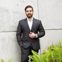 Prince Wadhwa (Mba, B.Tech)