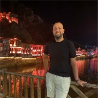 Emre Baştuğ