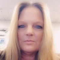 Debi Segroves
