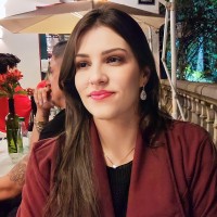 Laura Cristina Passos Moreira