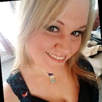 Lynsey C.