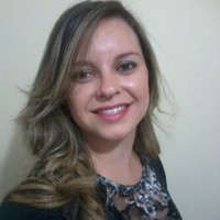 Andréia dos Santos Oliveira