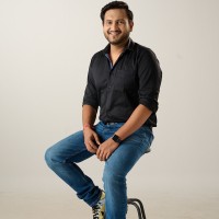 Raj G.