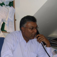 Suresh Chouthi