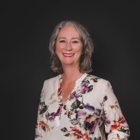 Stephanie Lowe
