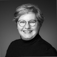 Stefanie Lay