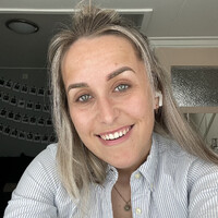 Nicky Van Waarde