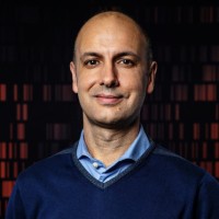 César Simões