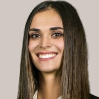 Laura De Alcantara