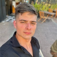Raiquén Nazareno Ryzy