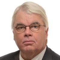 Daniel Crowe