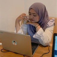 Mia Ajeng Setiawati
