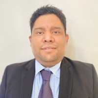 Luis E. Velasco D.