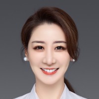 Vicky Tang