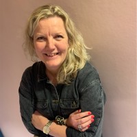 Annette Dunker