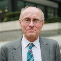 Stephen Roberts