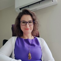 Pınar Ay