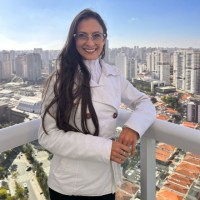 Elisete Névola Medeiros Teixeira