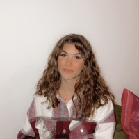 Lisa Follaco