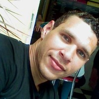 Dennis De Oliveira