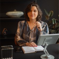 Évelyn Ruis Melcore Brito
