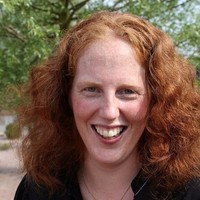 Laura Leonard