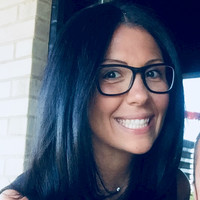 Elizabeth Paparelli