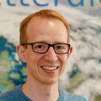 Dr. Andreas Lambert