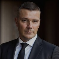Patric A G Persson