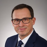 Axel E. Benz