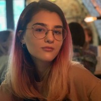 Alina Atamuradova