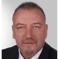 Robert Tscheil
